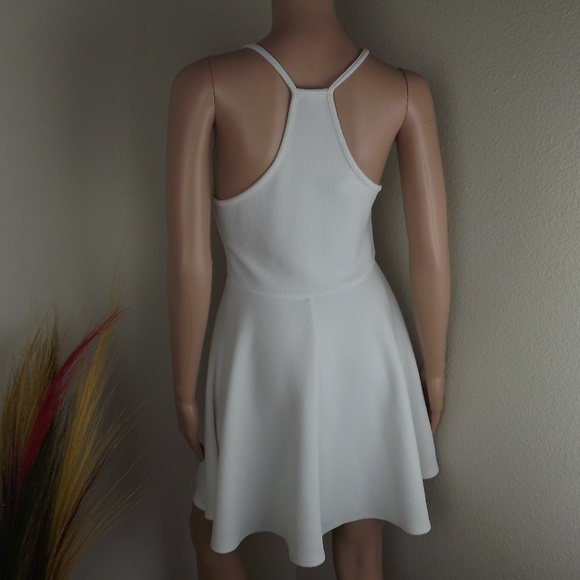 Beautiful A'gaci White Formal V Cut Mini Dress - Picture 5 of 7